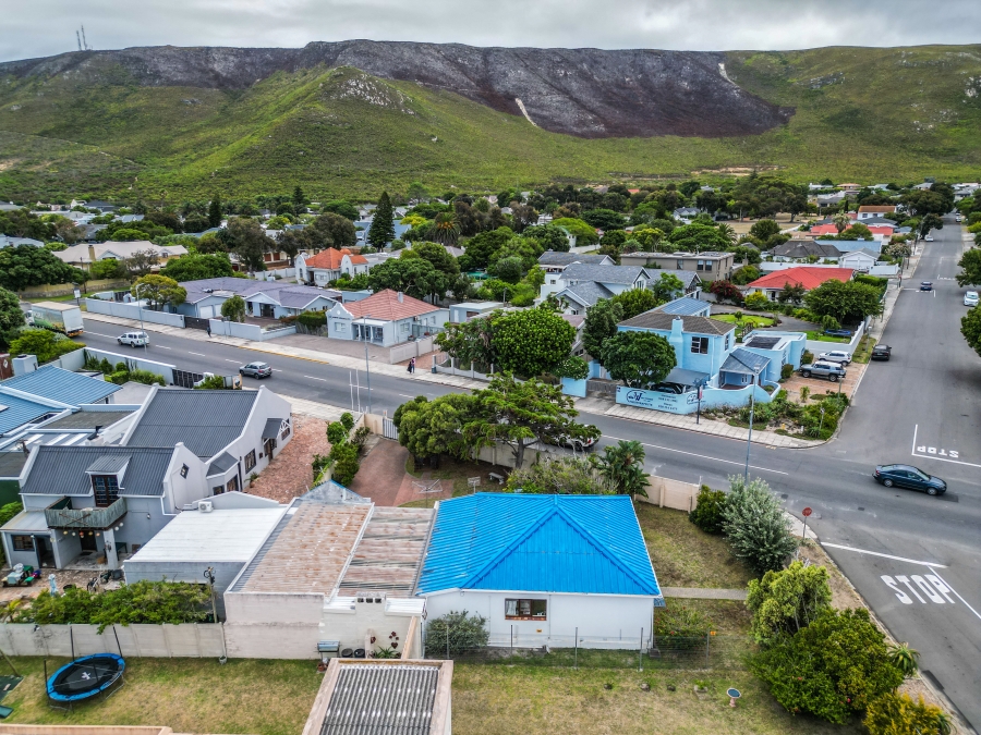 3 Bedroom Property for Sale in Westcliff Western Cape
